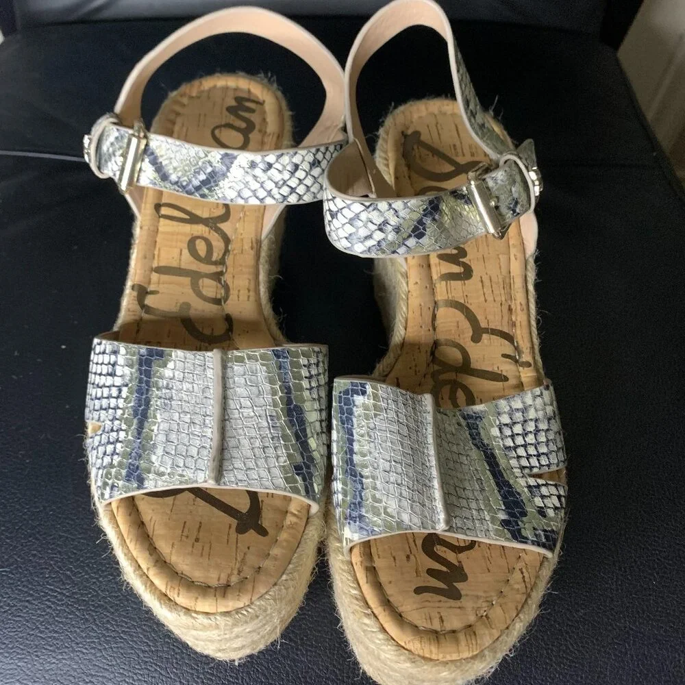 Sam Edelman Snake Print Wedges, size 7 - Picture 3 of 8